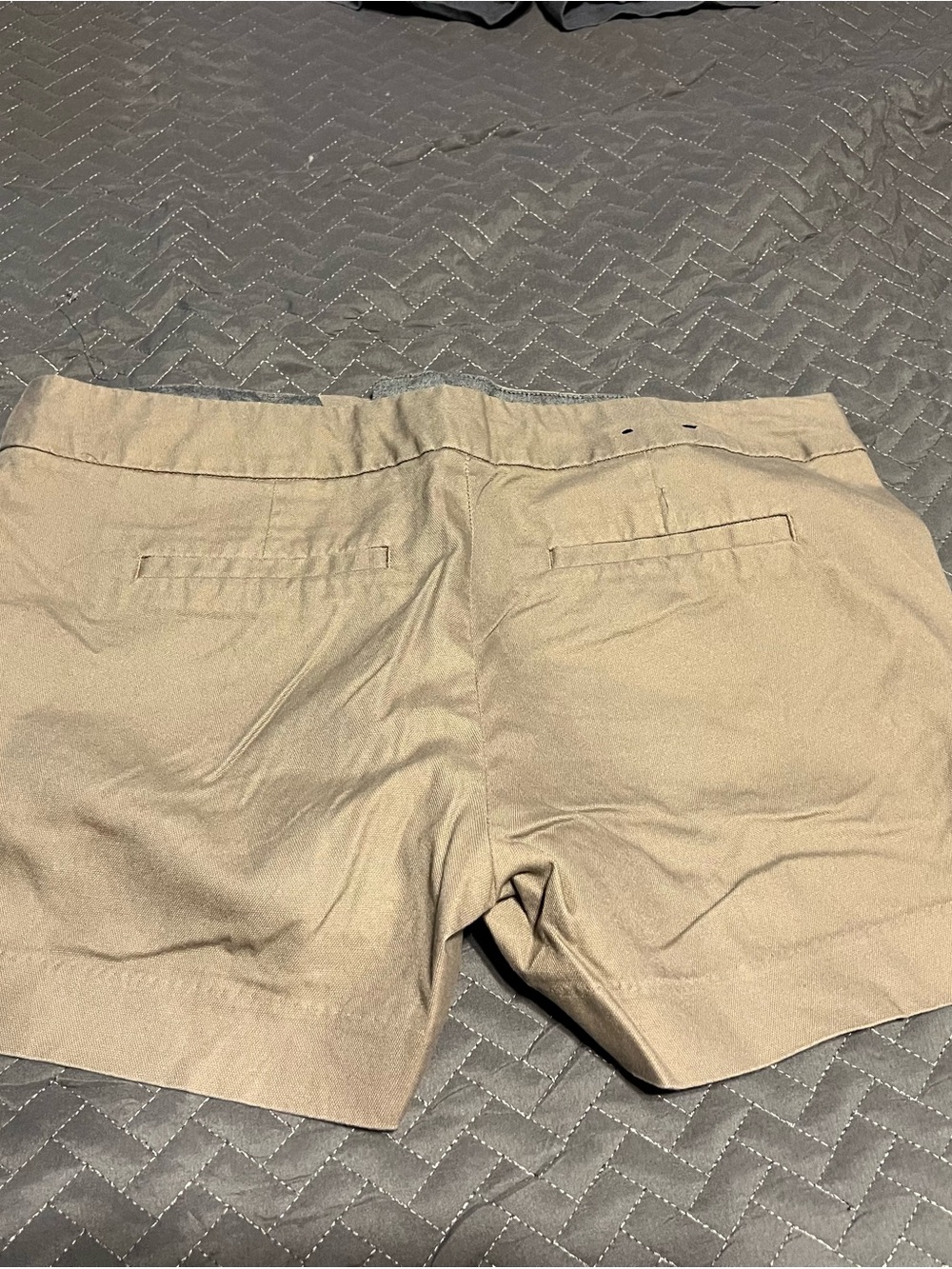 Banana Republic Women's Tan Bermuda Shorts - Picture 2 of 3